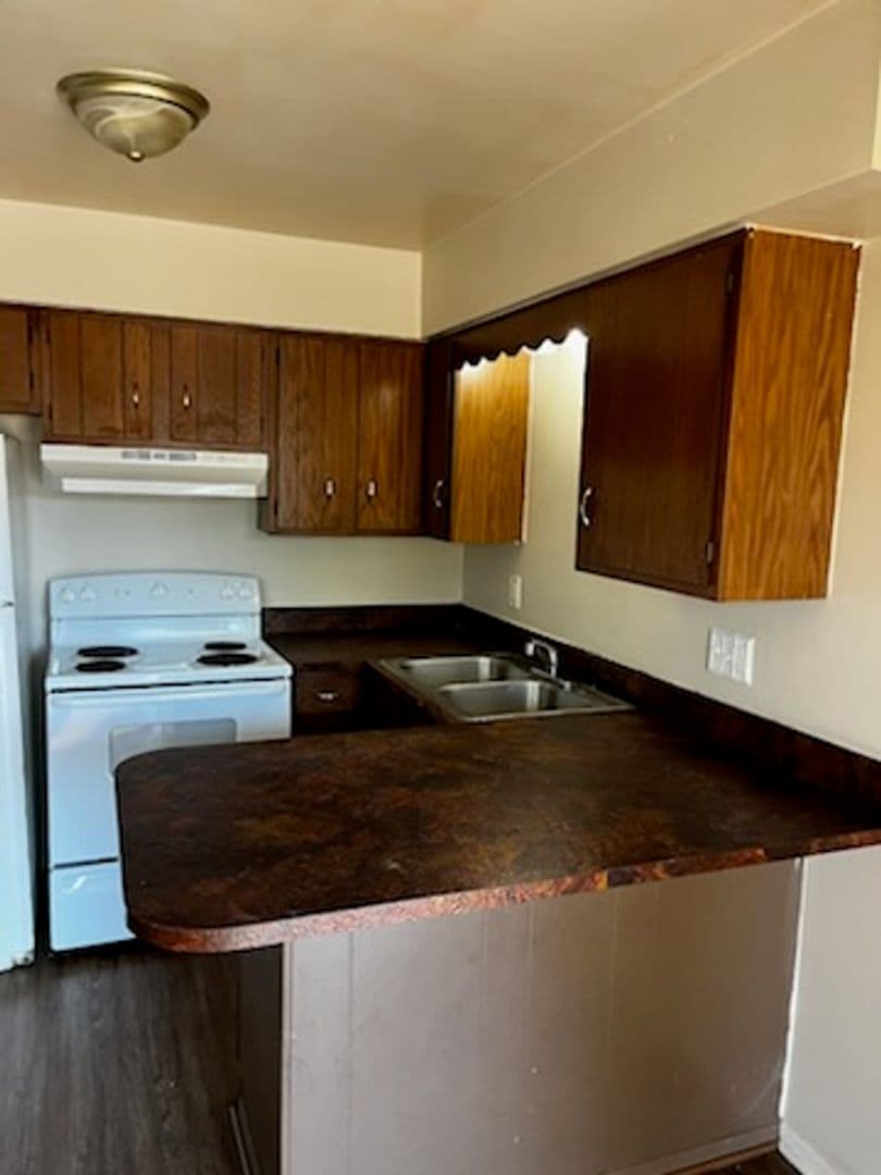 Evansville Apartment: 2511 N. Kentucky Ave
