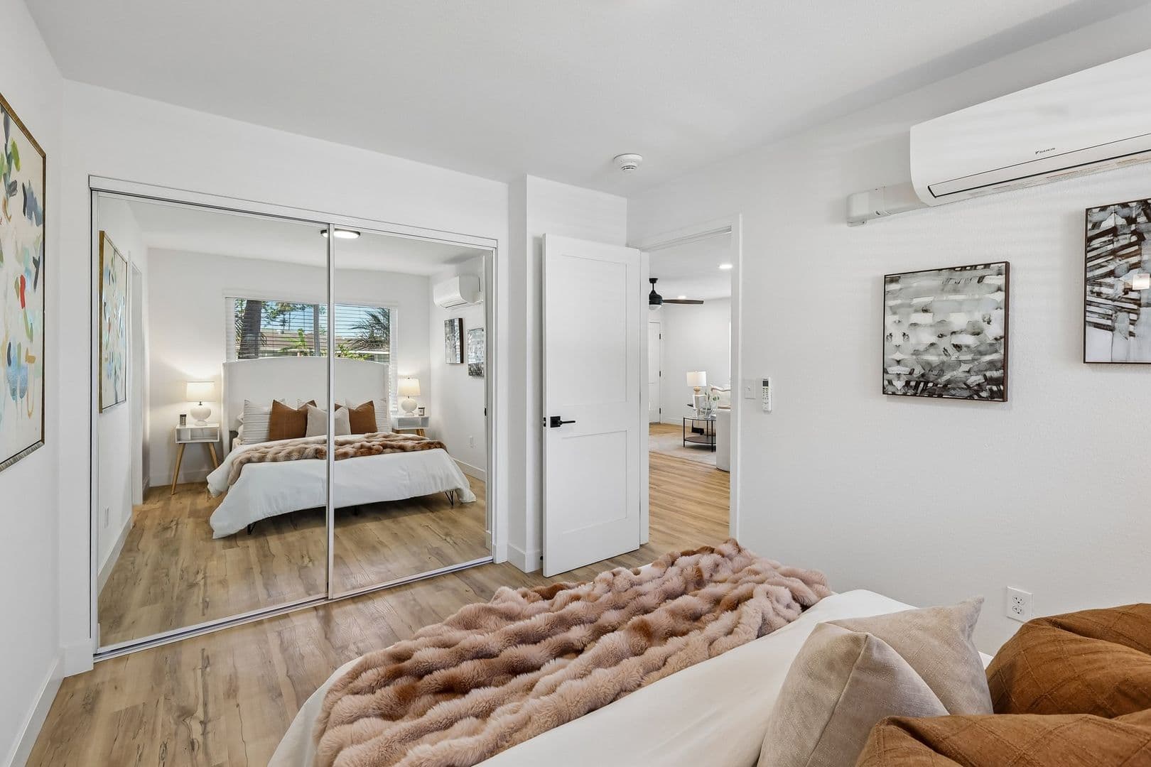 Imperial Beach Apartment: 1031-1033 Imperial Beach Blvd