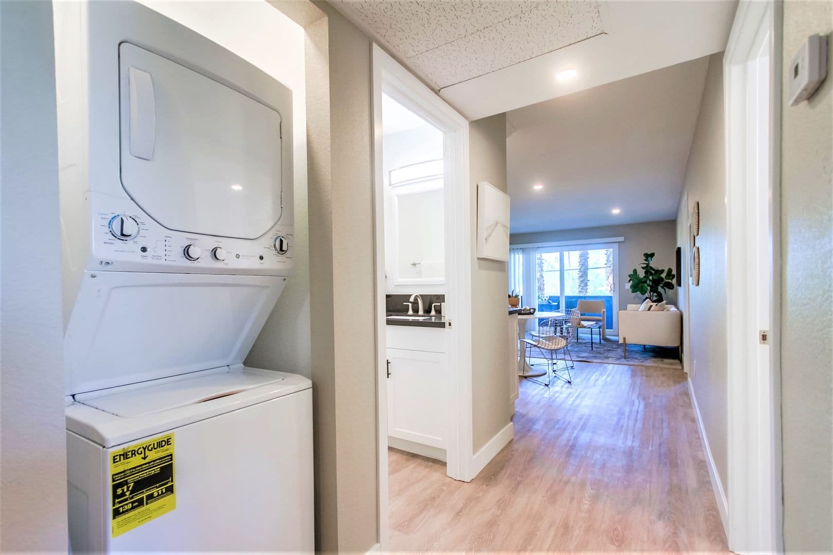 Escondido Apartment: 1580 South Juniper Street