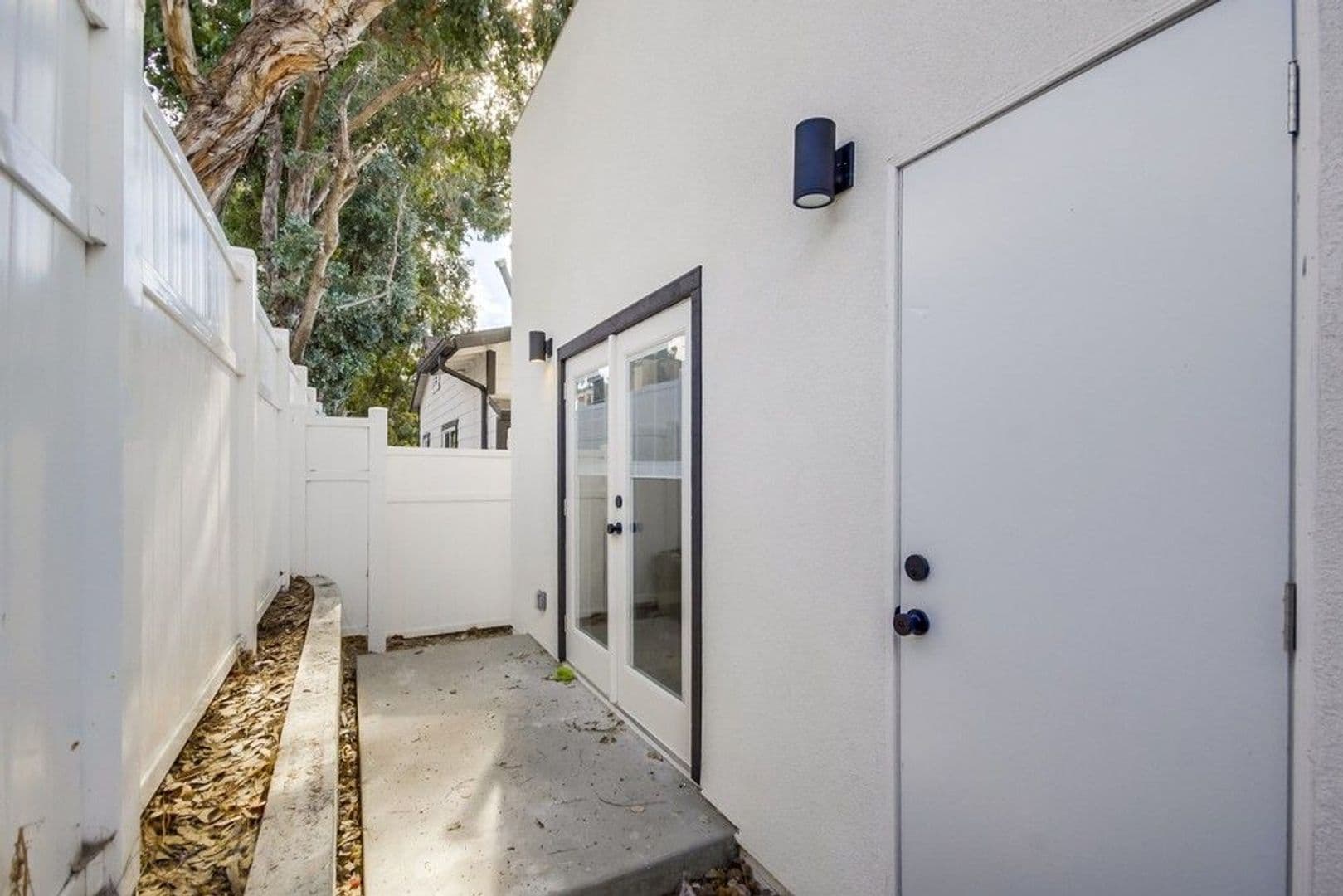 La Mesa Apartment: 4747-4757 Jessie Ave