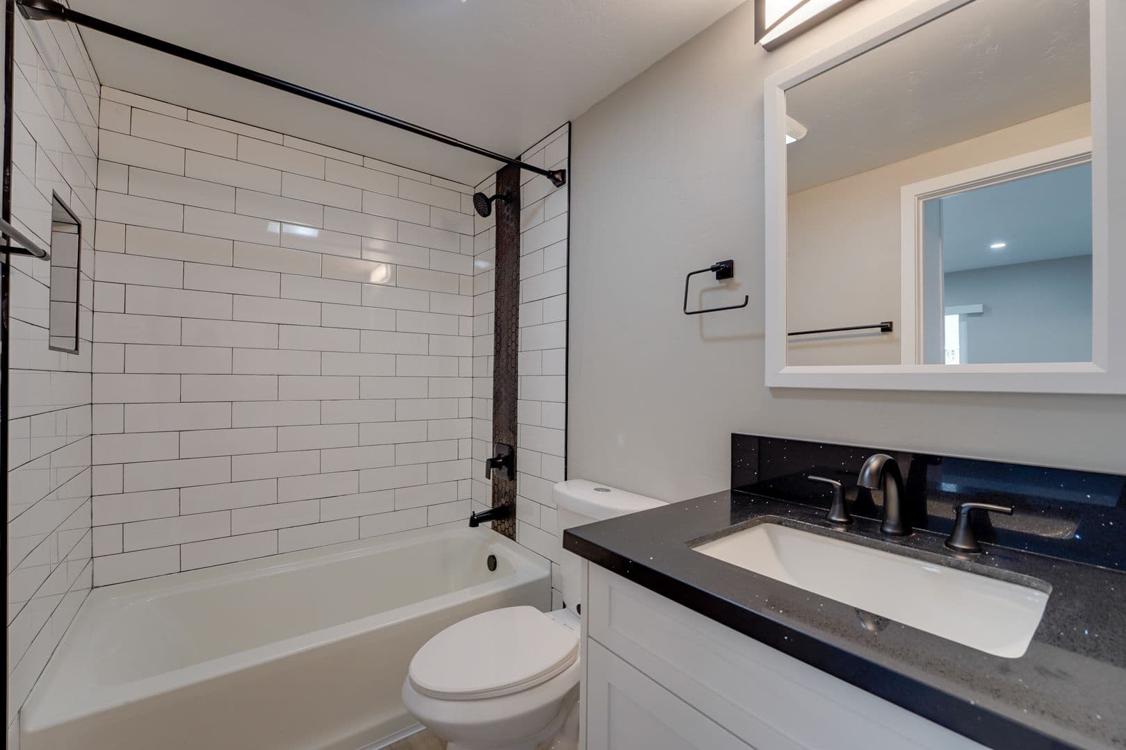 San Diego Apartment: 1239 Robinson Avenue