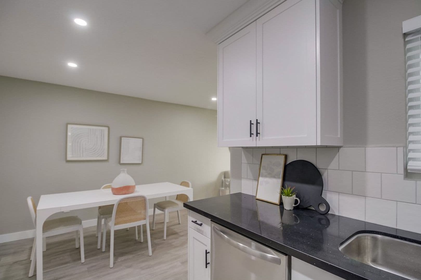 La Mesa Apartment: 4747-4757 Jessie Ave