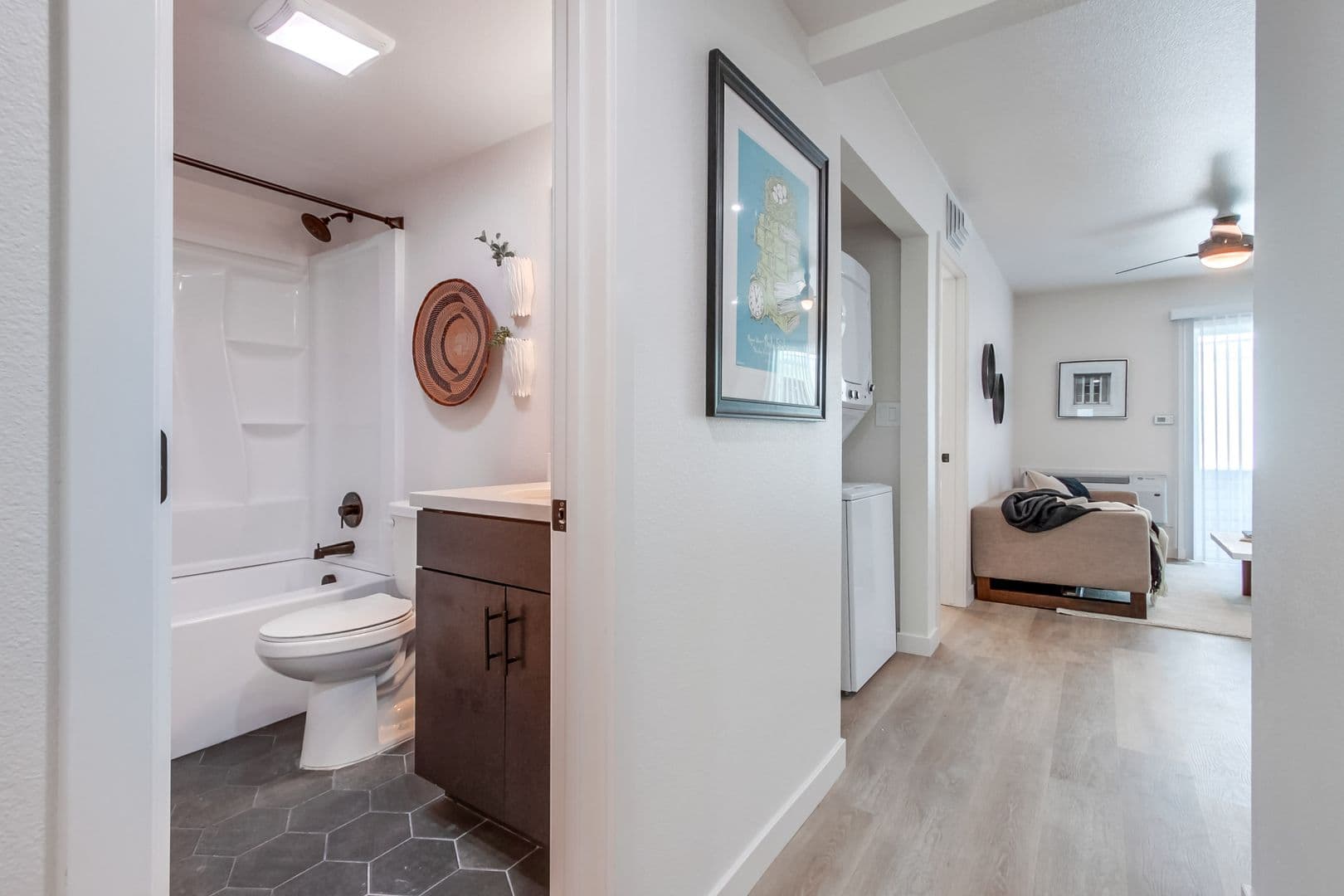 San Diego Apartment: 4820-4880 Clairemont Mesa Blvd