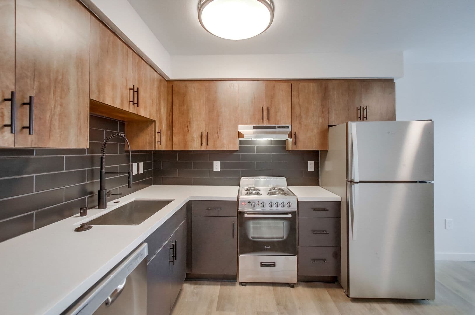 San Diego Apartment: 4820-4880 Clairemont Mesa Blvd