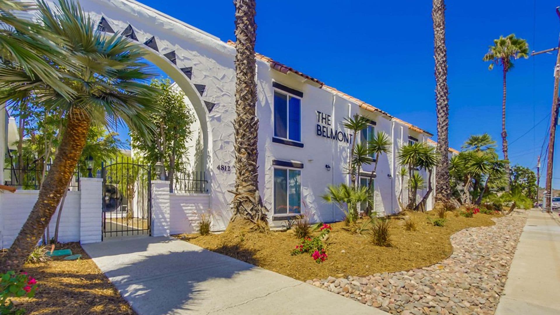 San Diego Apartment: 4812 70th St