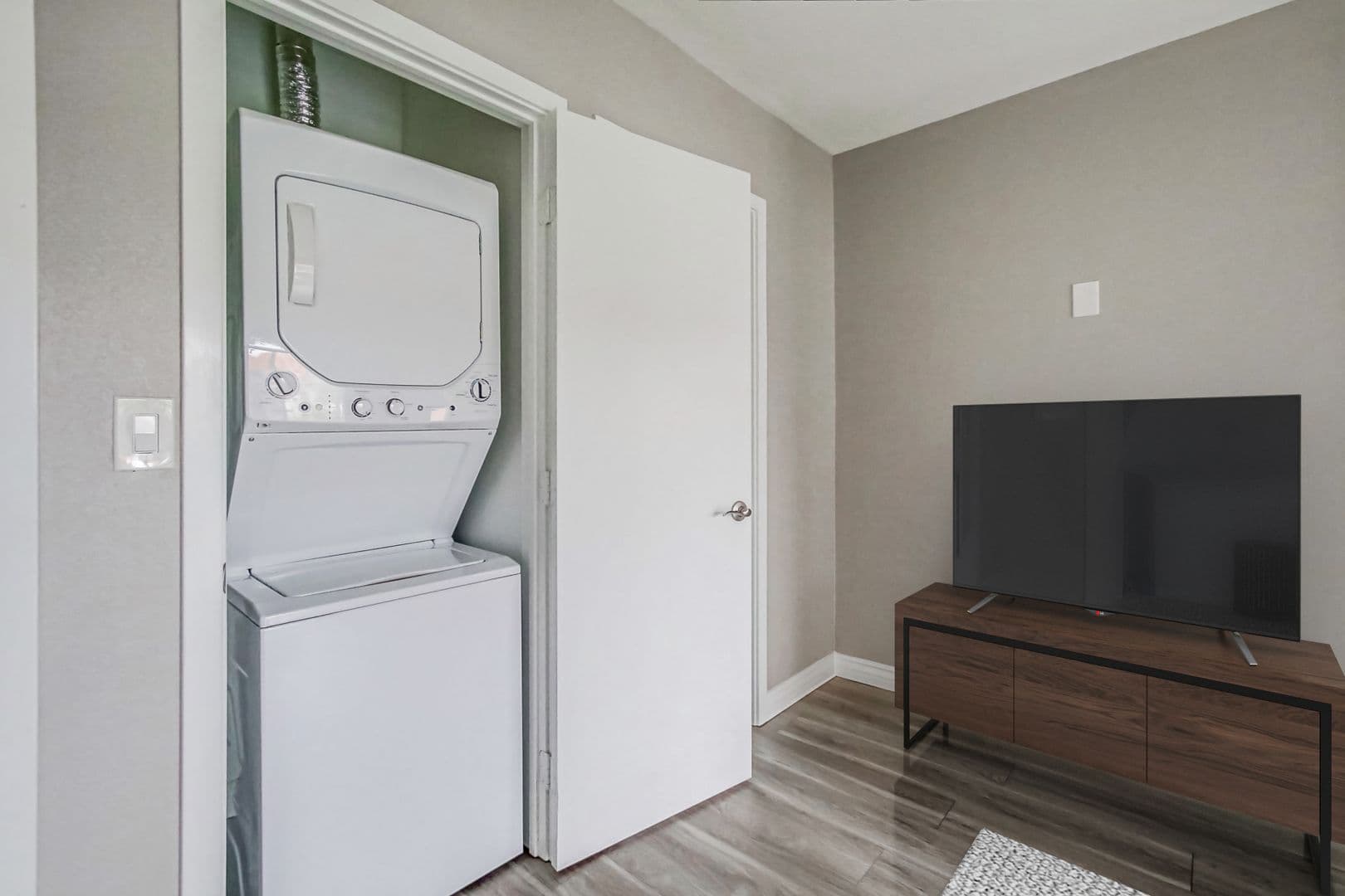 Santee Apartment: 10267 Mast Blvd