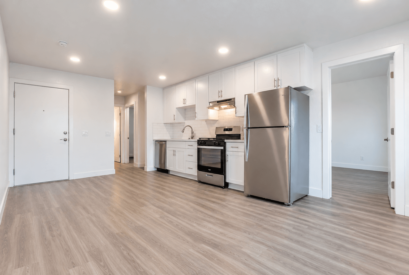 Oceanside Apartment: 1037 South Cleveland Street