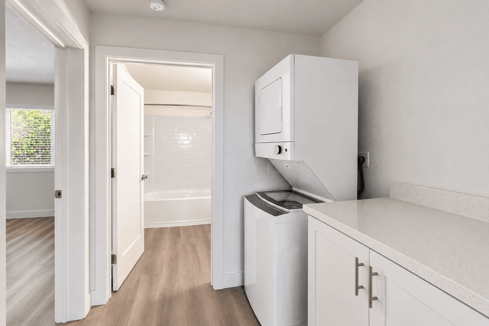 Oceanside Apartment: 1037 South Cleveland Street