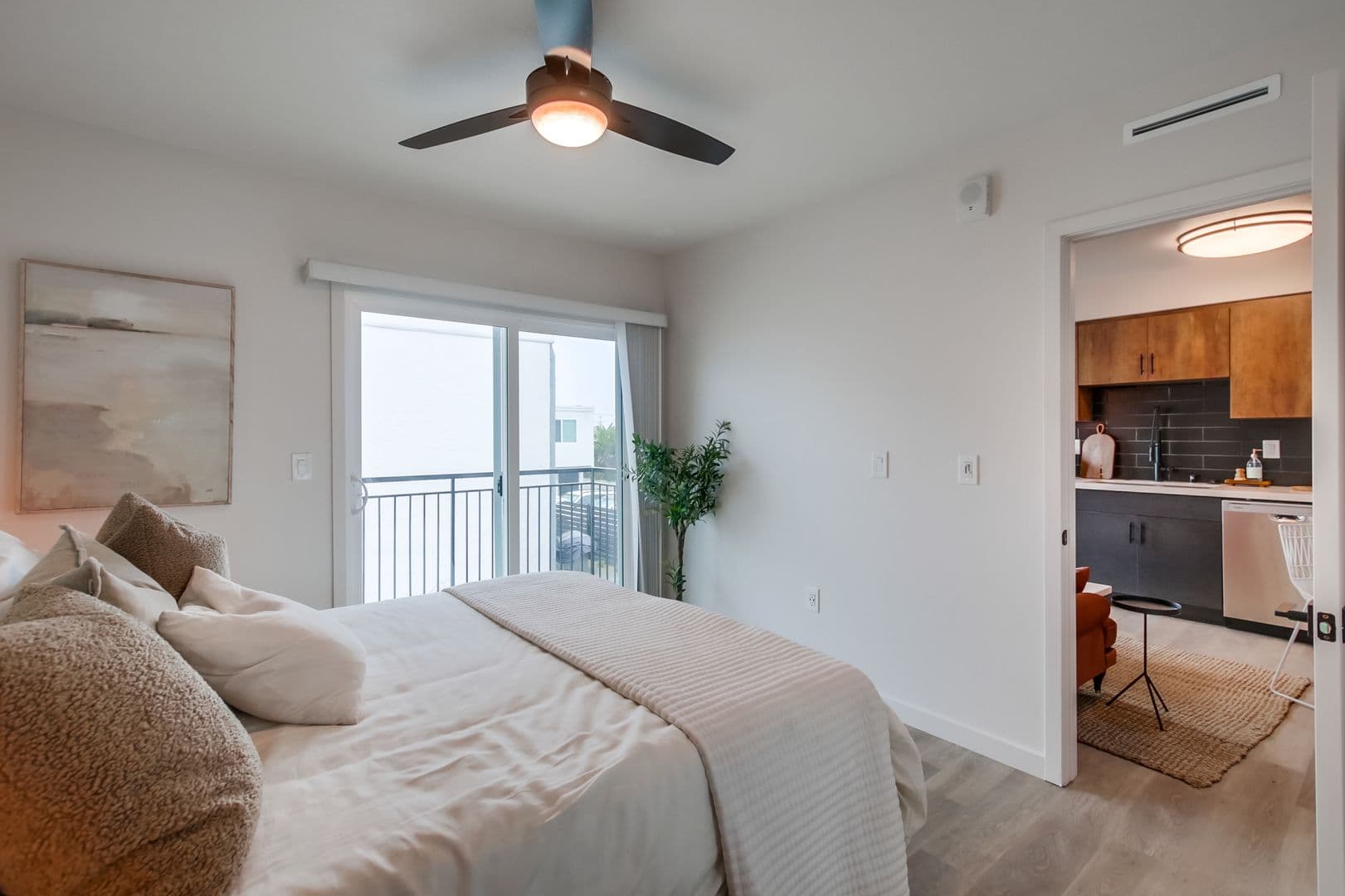 San Diego Apartment: 4820-4880 Clairemont Mesa Blvd