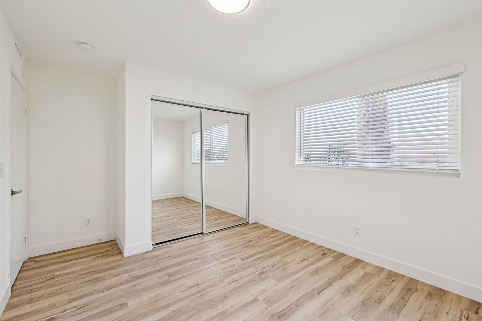 Chula Vista Apartment: 1311 4th Ave
