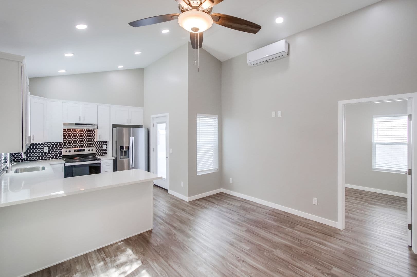 Escondido Apartment: 205 W. Vermont Ave