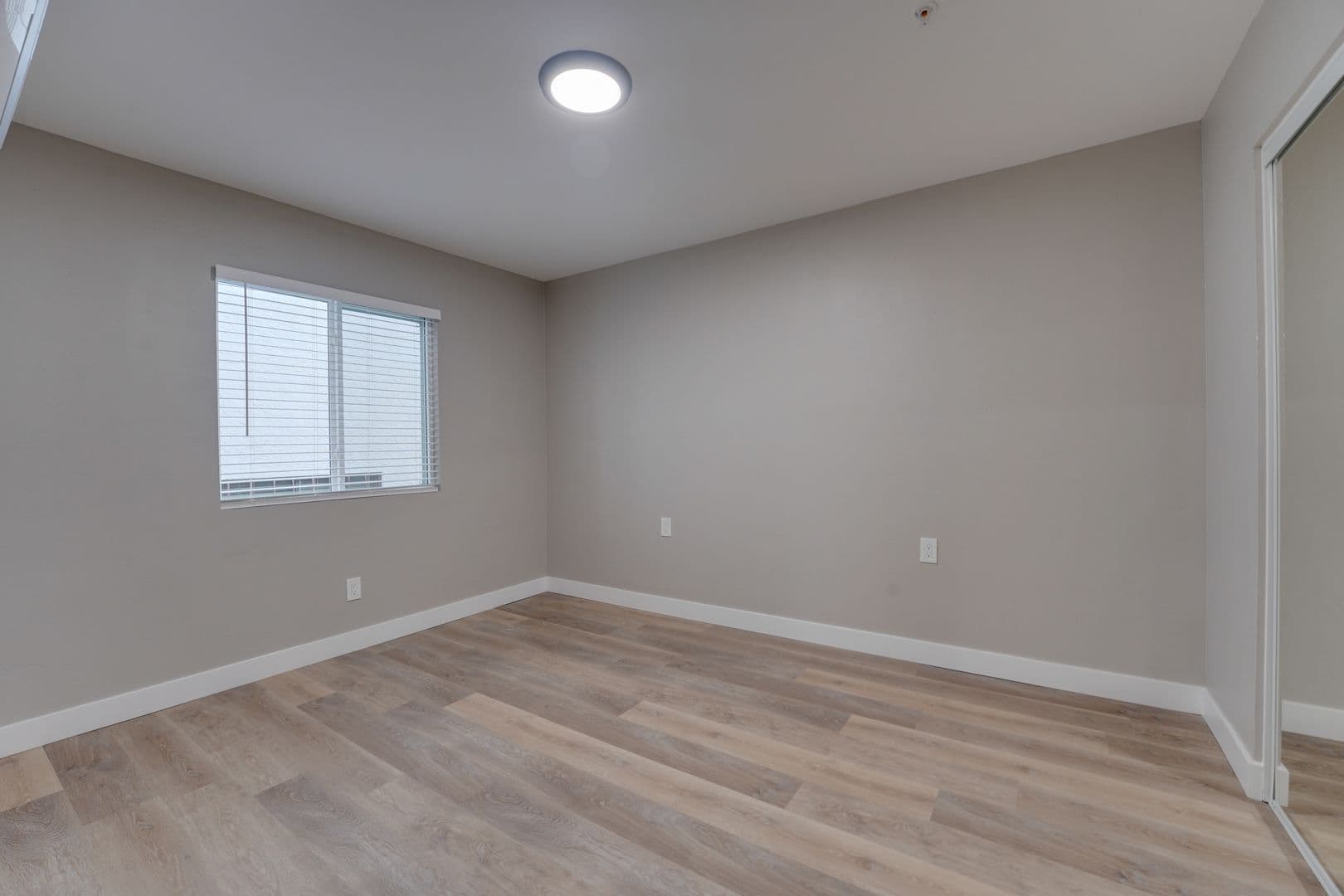 San Diego Apartment: 1239 Robinson Avenue