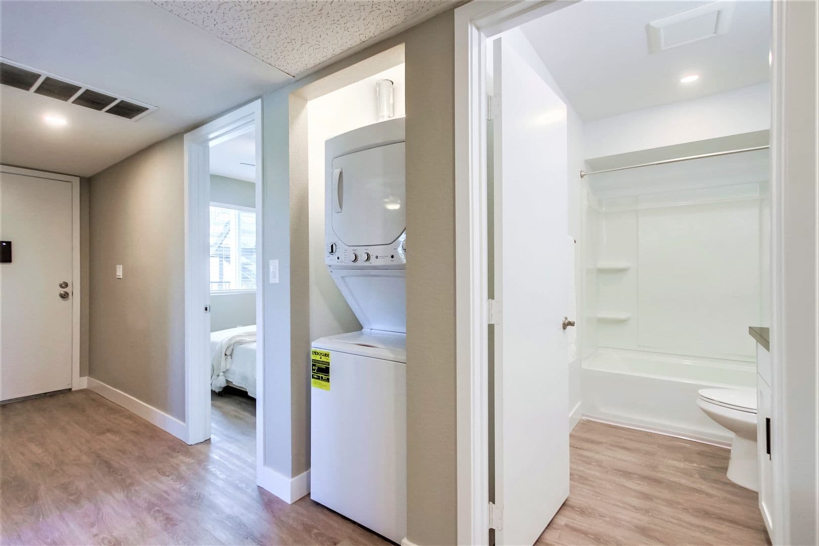 Escondido Apartment: 1580 South Juniper Street