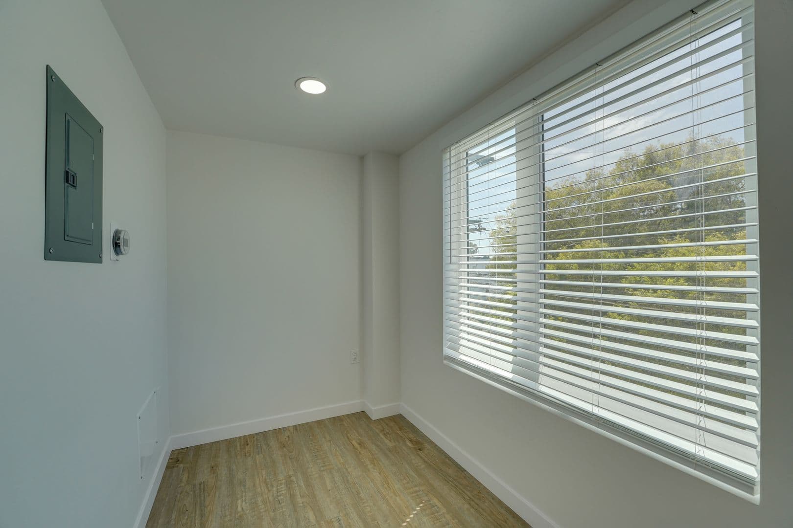 San Diego Apartment: 1239 Robinson Avenue