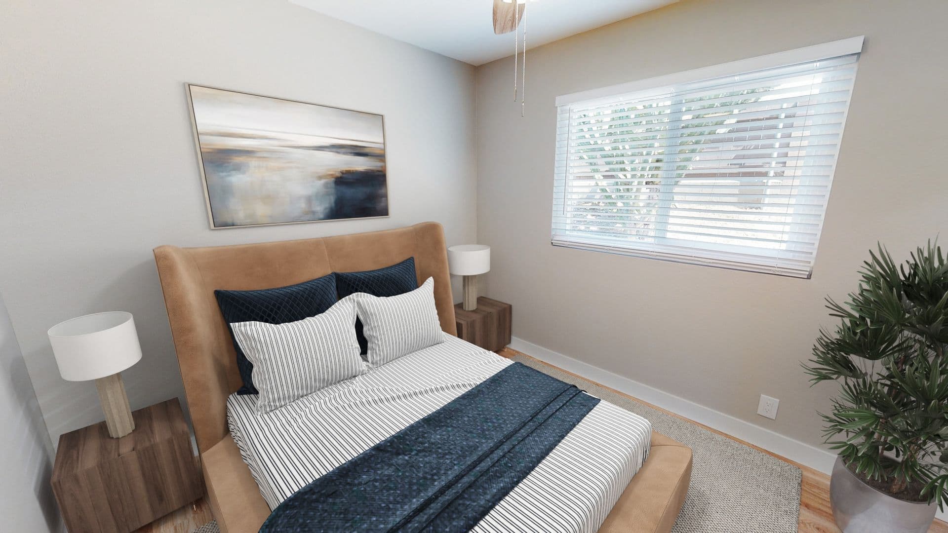 Fallbrook Apartment: 302-338 E. Fallbrook St