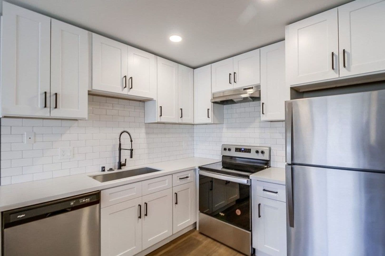 La Mesa Apartment: 4969 Mills Street