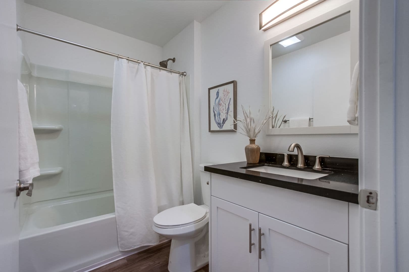 Escondido Apartment: 1701 S. Juniper St.