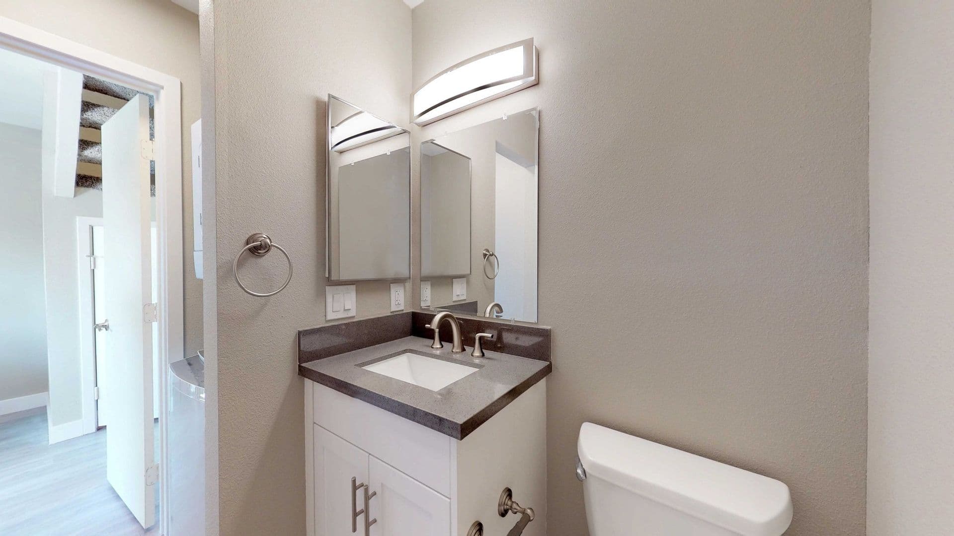 El Cajon Apartment: 1397 E. Washington Ave