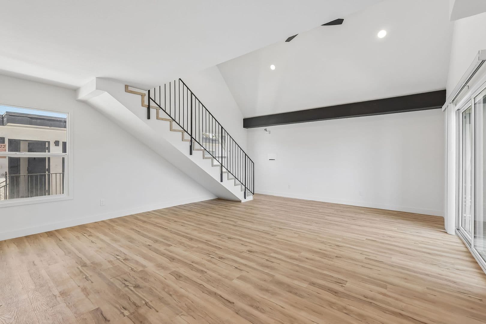 Imperial Beach Apartment: 1031-1033 Imperial Beach Blvd