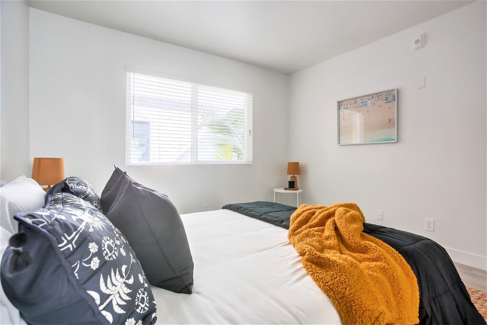 Oceanside Apartment: 1037 South Cleveland Street