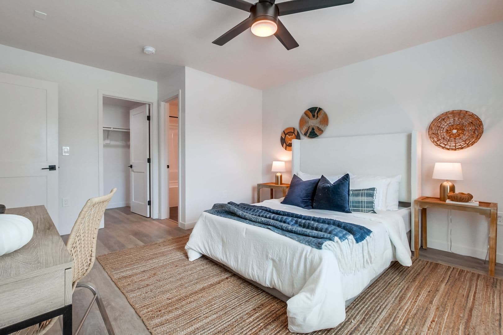 San Diego Apartment: 4820-4880 Clairemont Mesa Blvd
