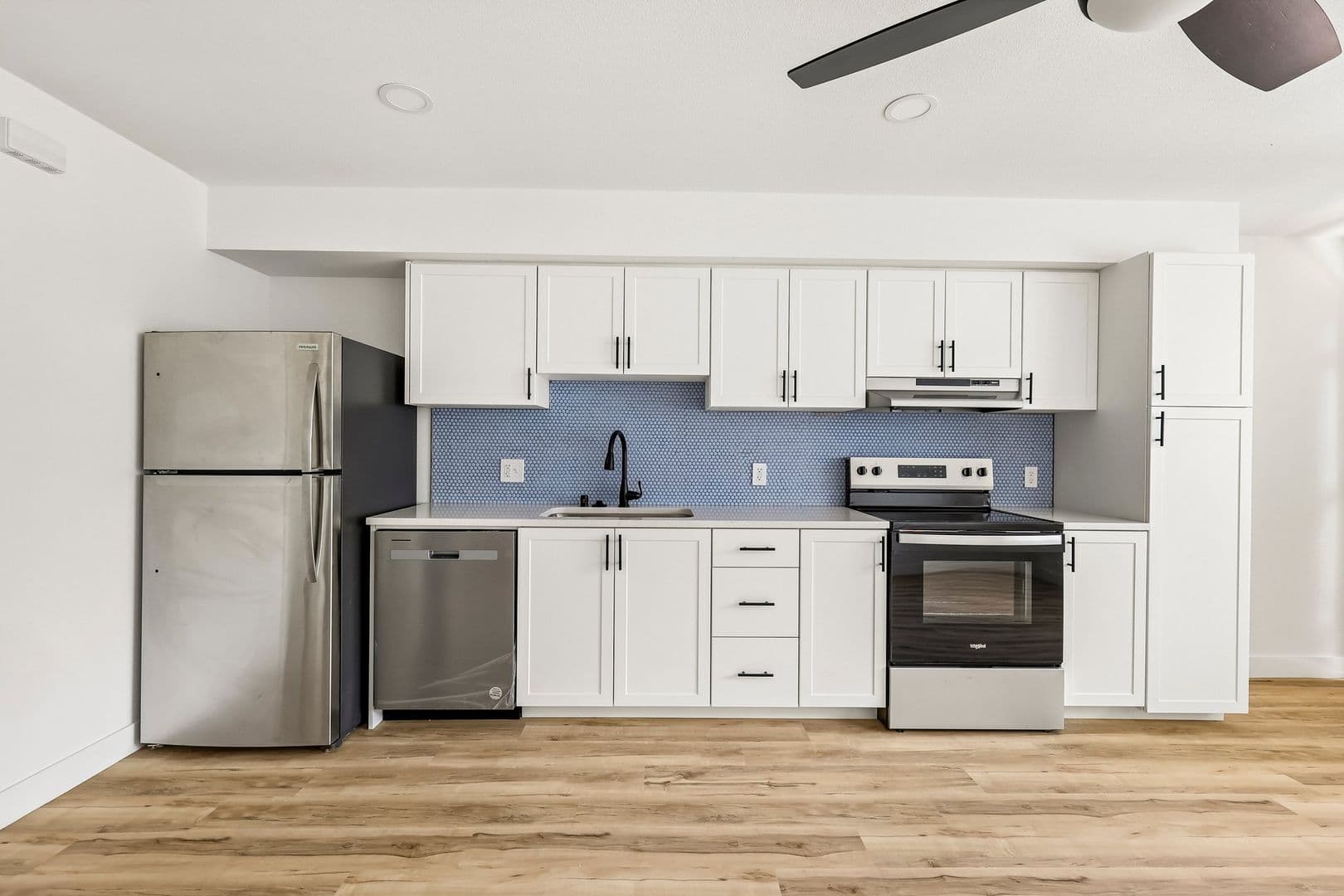 Imperial Beach Apartment: 1031-1033 Imperial Beach Blvd