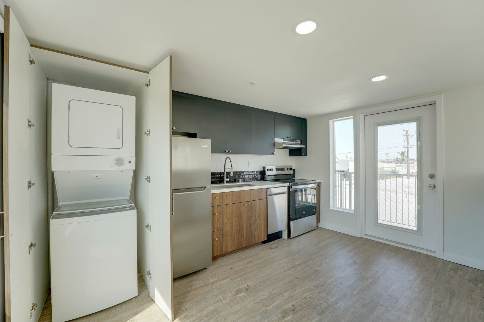 San Diego Apartment: 1239 Robinson Avenue