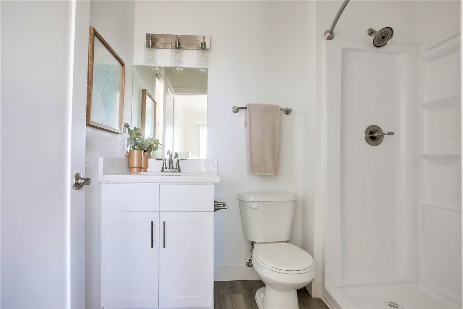 Oceanside Apartment: 1037 South Cleveland Street