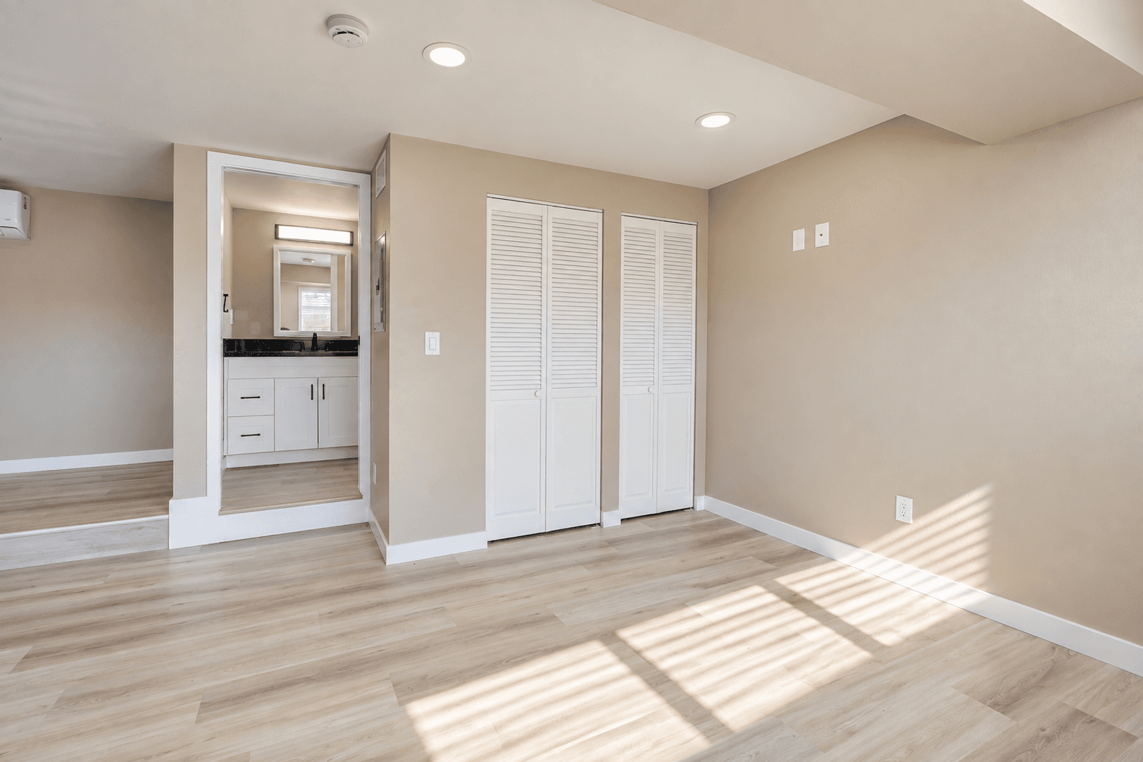 San Diego Apartment: 1102-1114 30th St
