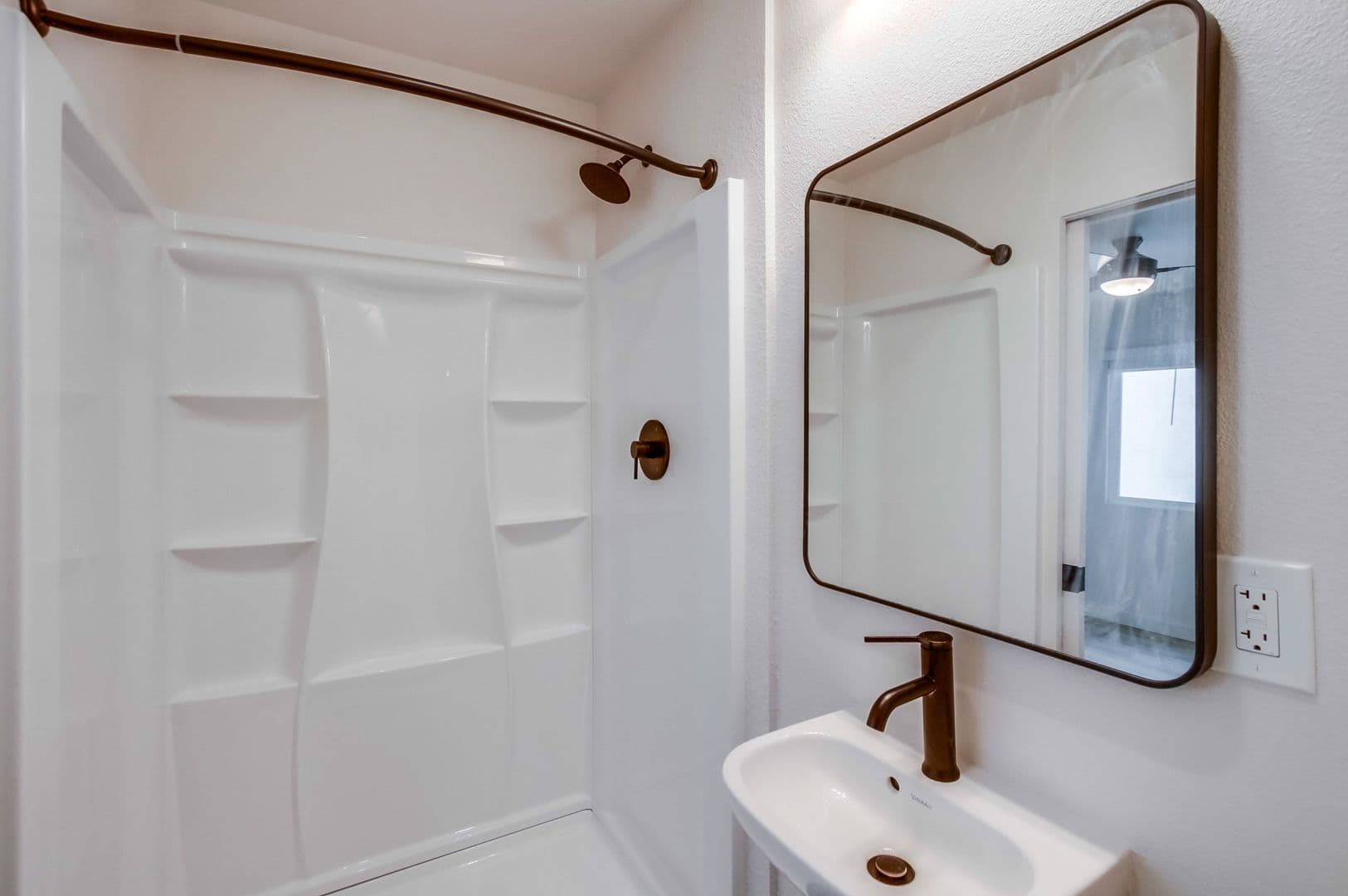 San Diego Apartment: 4820-4880 Clairemont Mesa Blvd