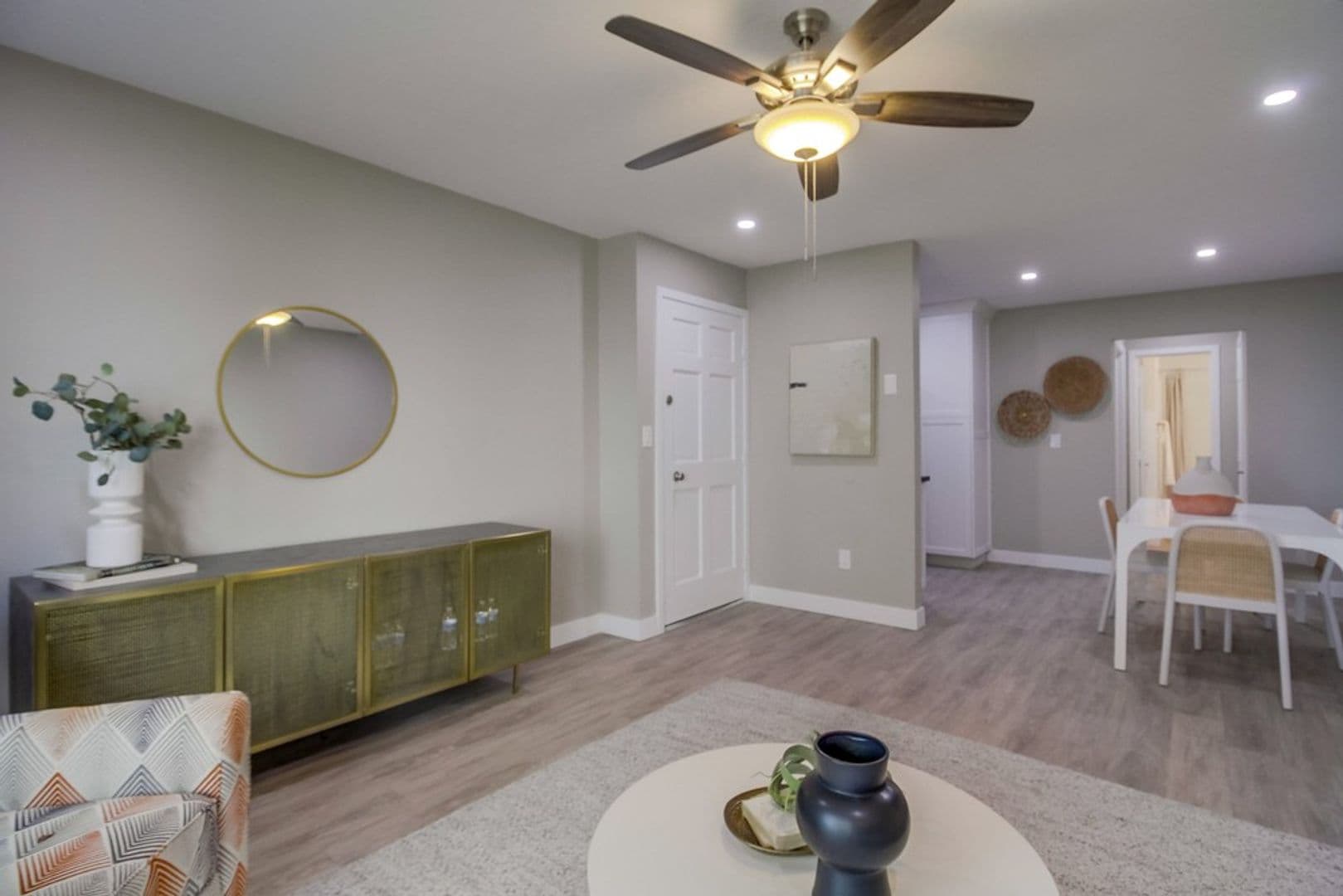 La Mesa Apartment: 4747-4757 Jessie Ave