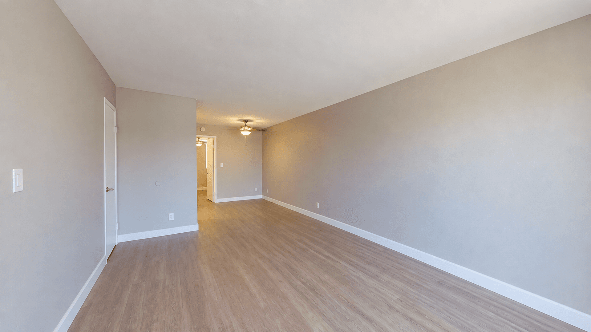 La Mesa Apartment: 7200 Saranac St