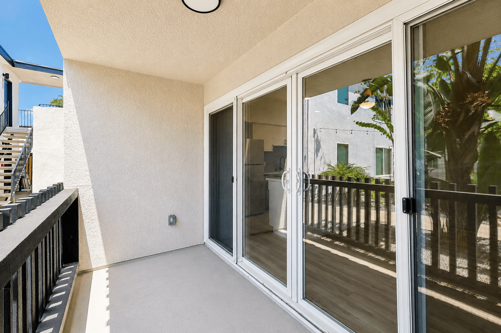 Imperial Beach Apartment: 1031-1033 Imperial Beach Blvd
