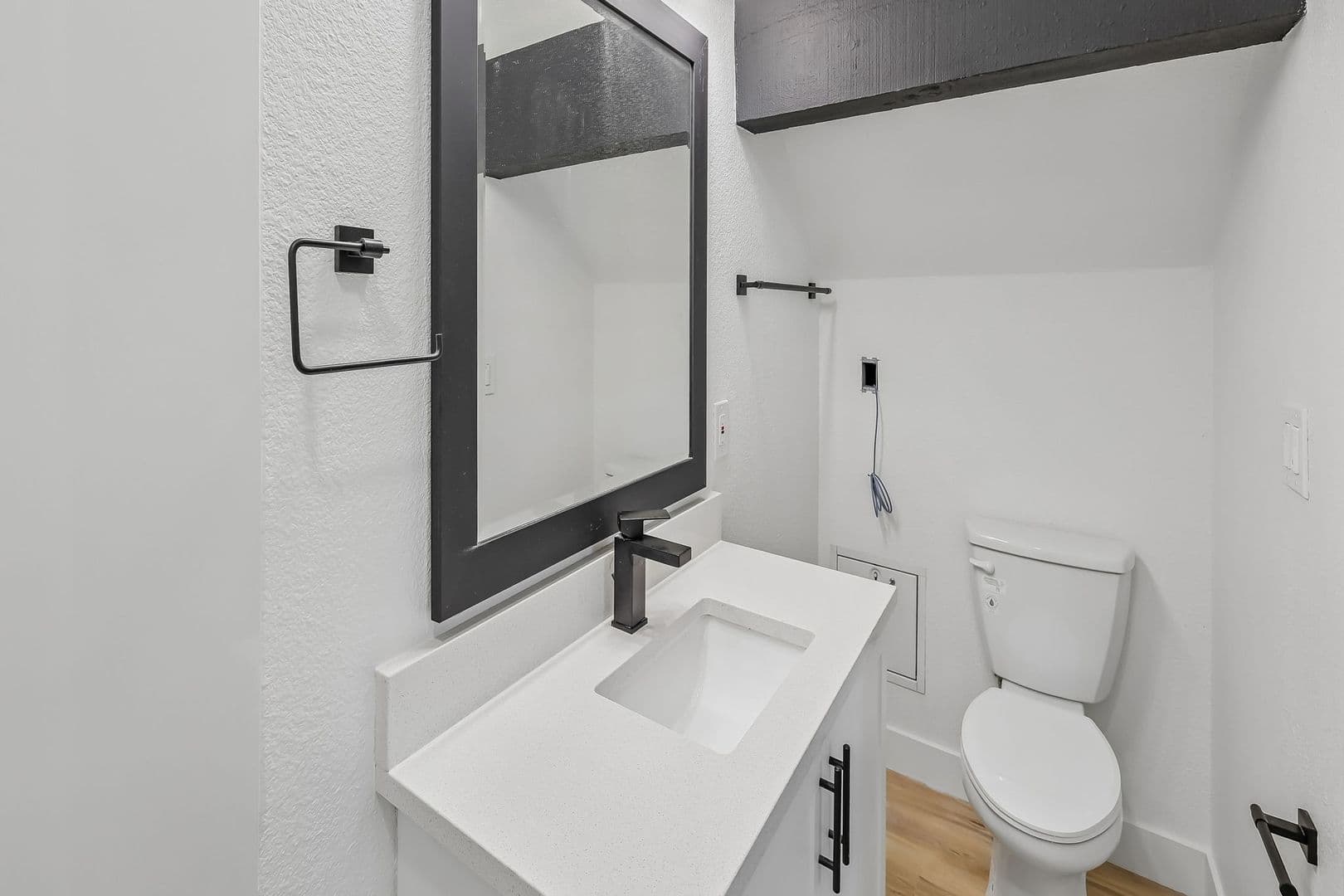 Imperial Beach Apartment: 1031-1033 Imperial Beach Blvd