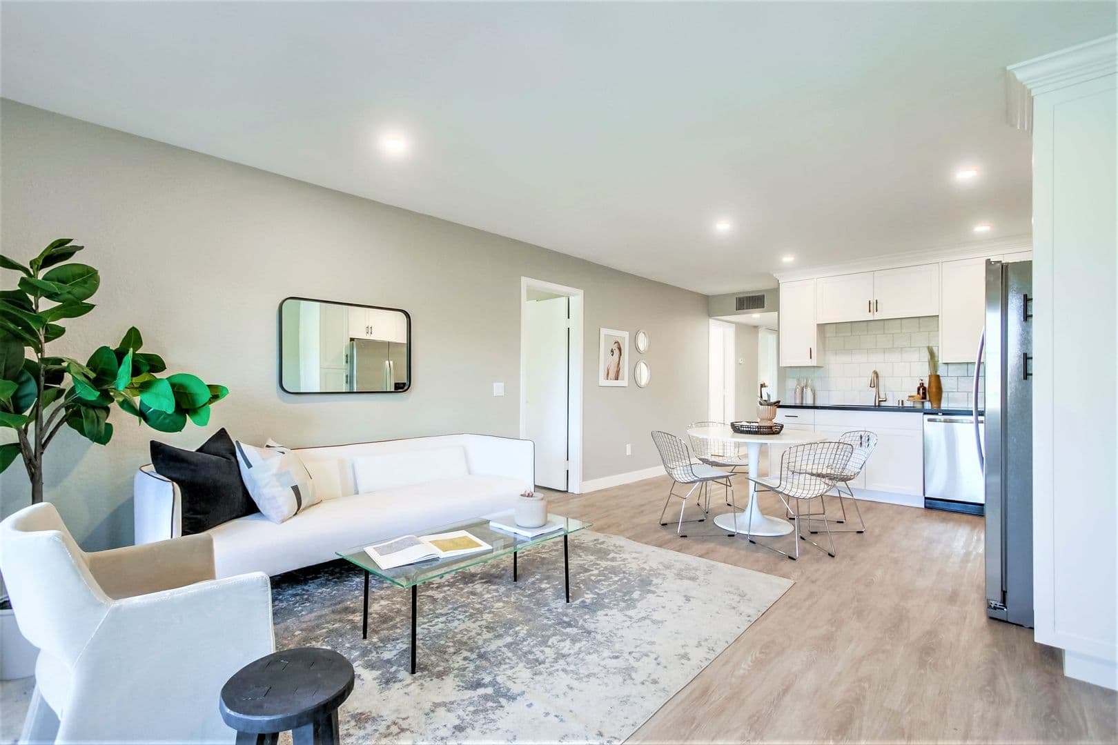 Escondido Apartment: 1580 South Juniper Street