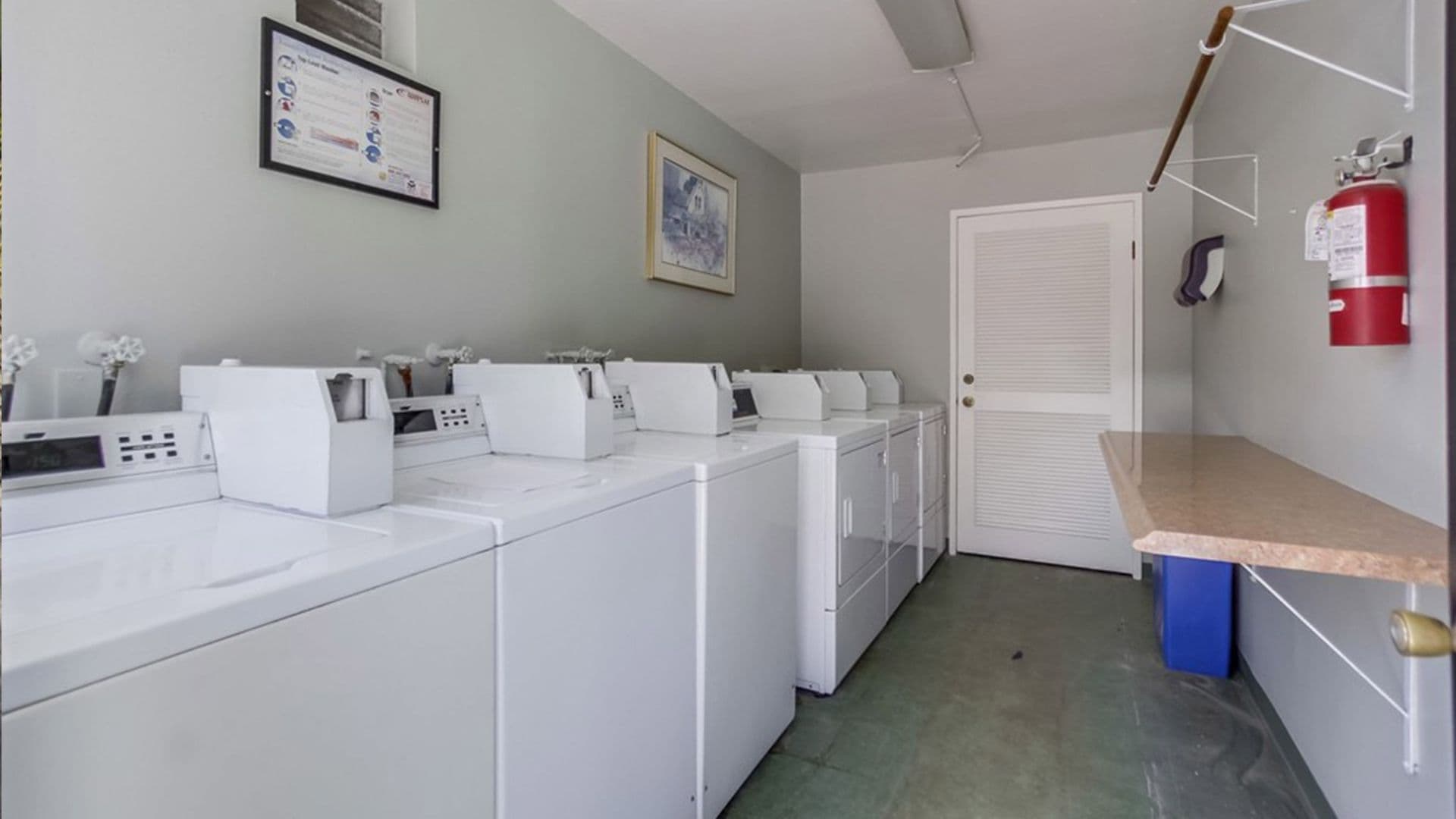 San Diego Apartment: 4812 70th St