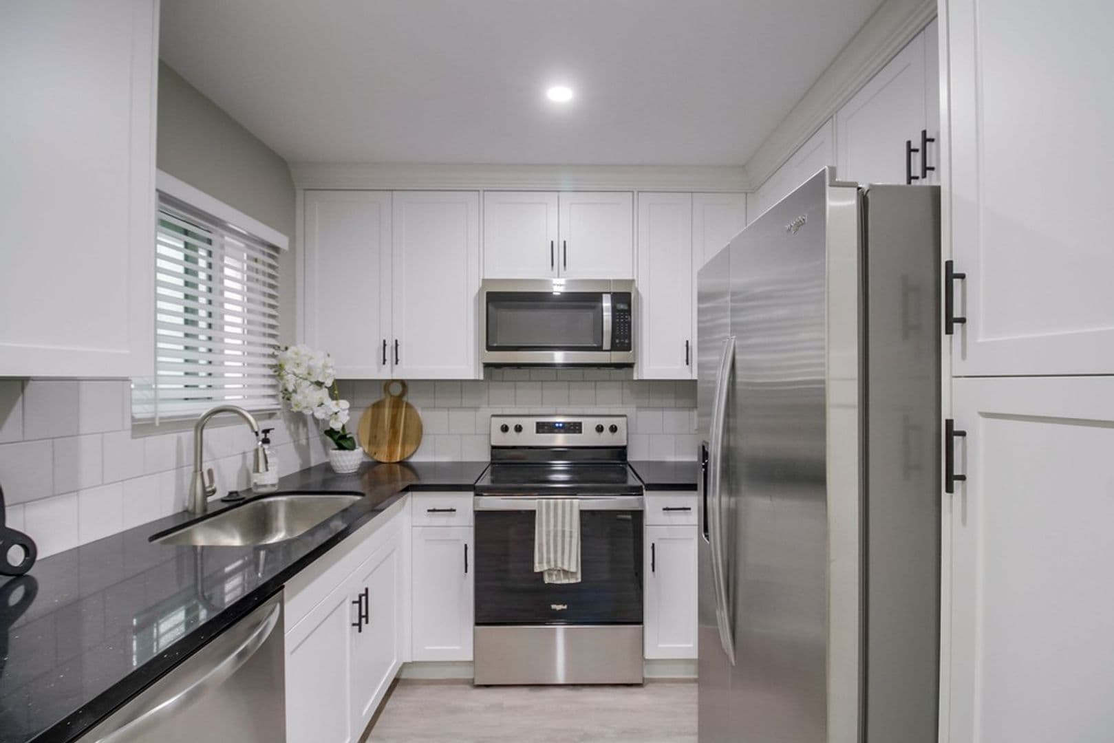 La Mesa Apartment: 4747-4757 Jessie Ave