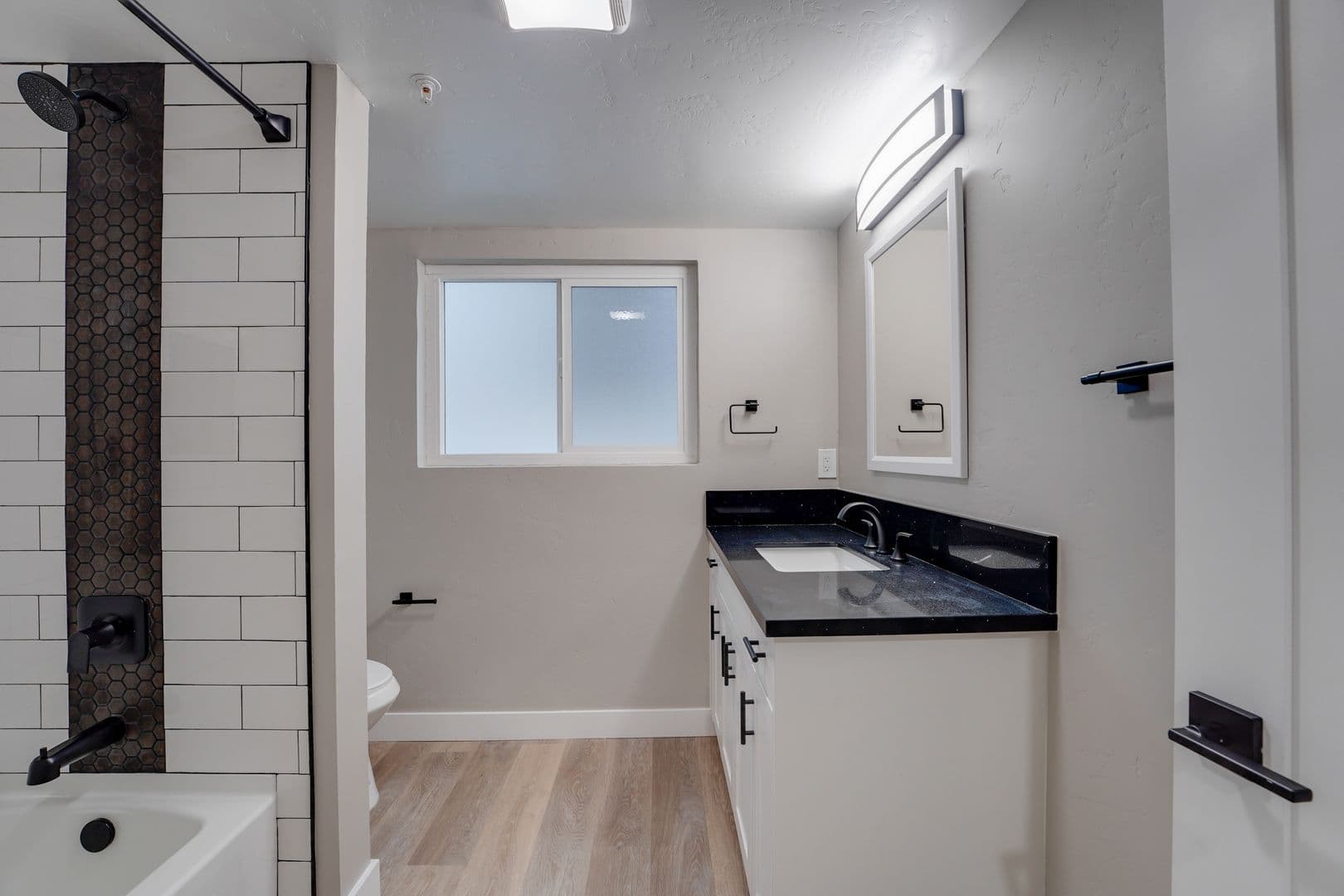 San Diego Apartment: 1239 Robinson Avenue