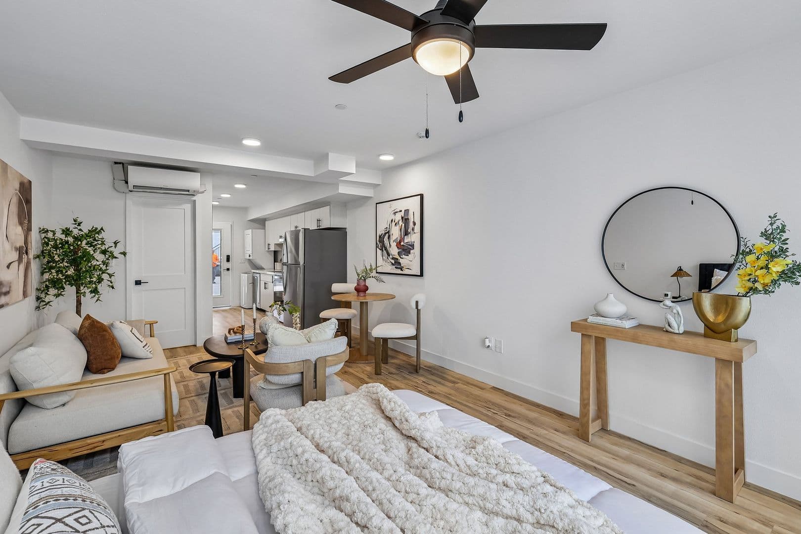 San Diego Apartment: 2330-2332 Grand Avenue