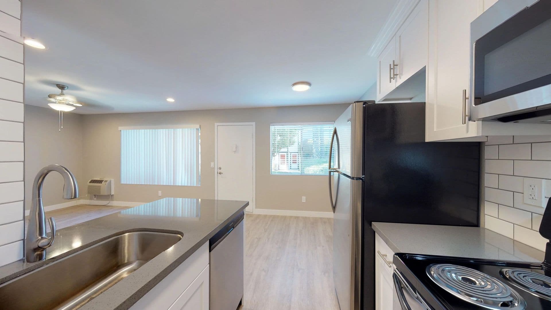 El Cajon Apartment: 1397 E. Washington Ave