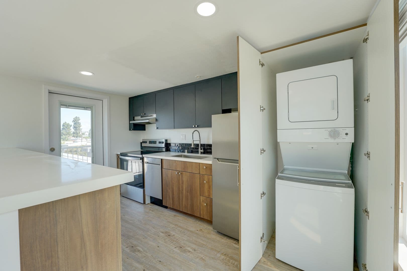 San Diego Apartment: 1239 Robinson Avenue