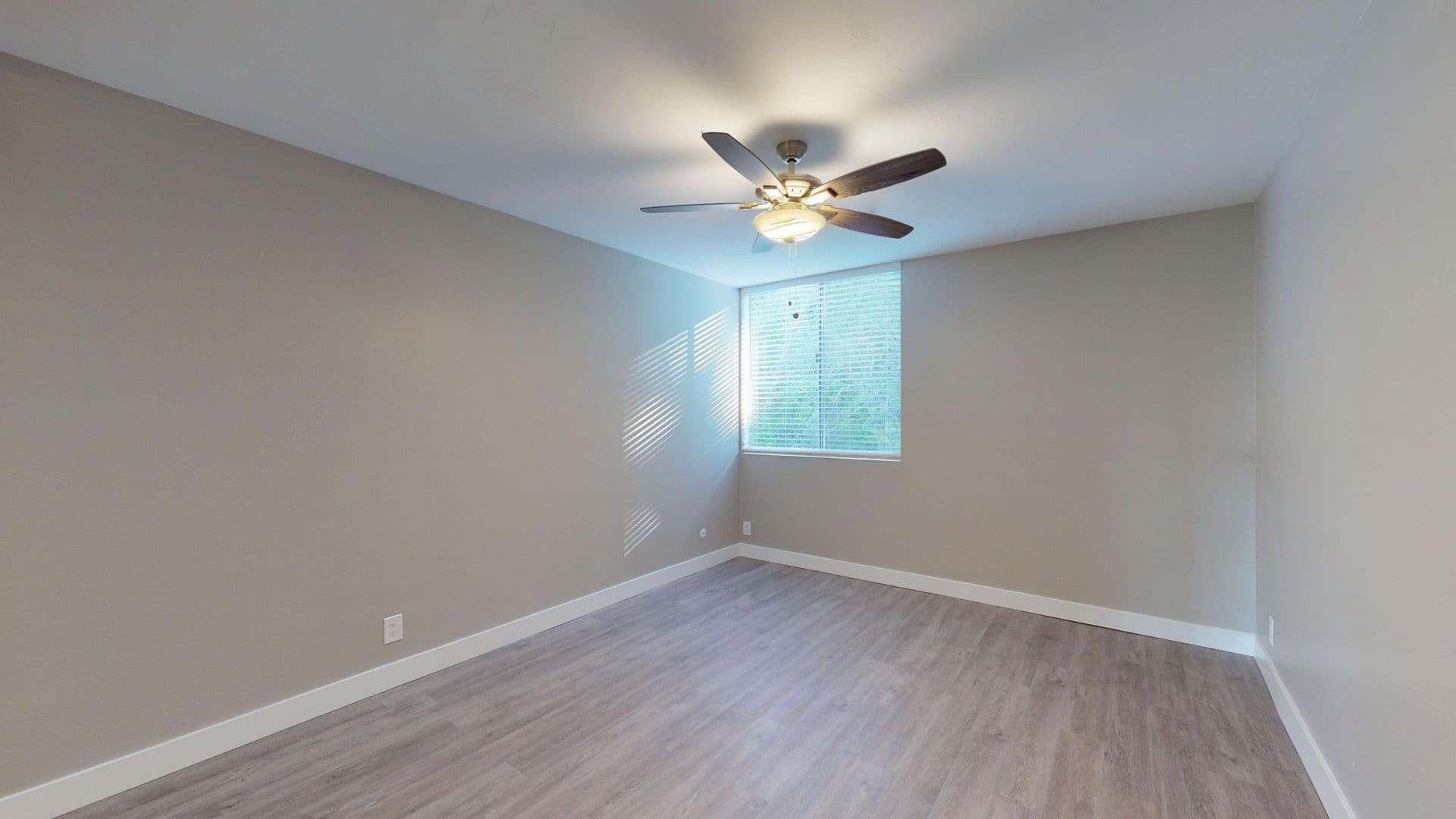La Mesa Apartment: 7200 Saranac St