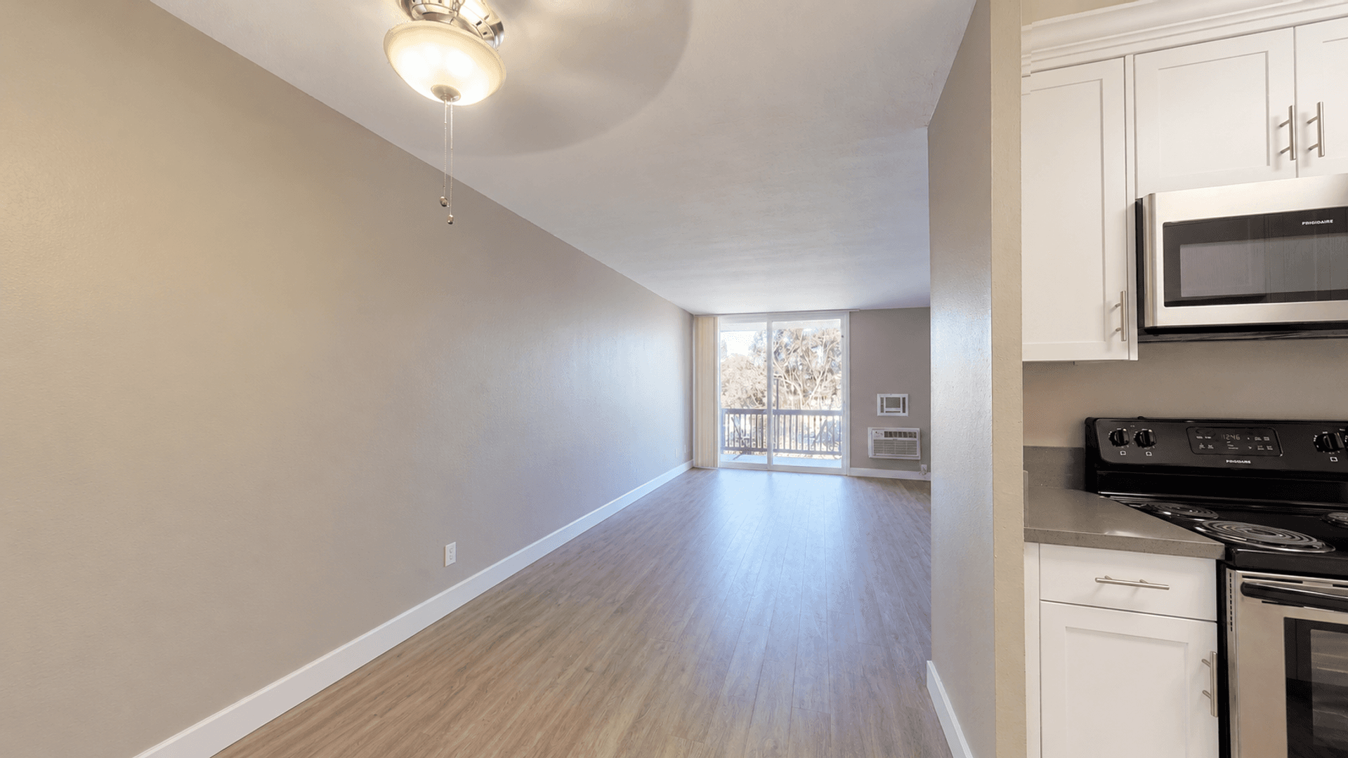La Mesa Apartment: 7200 Saranac St