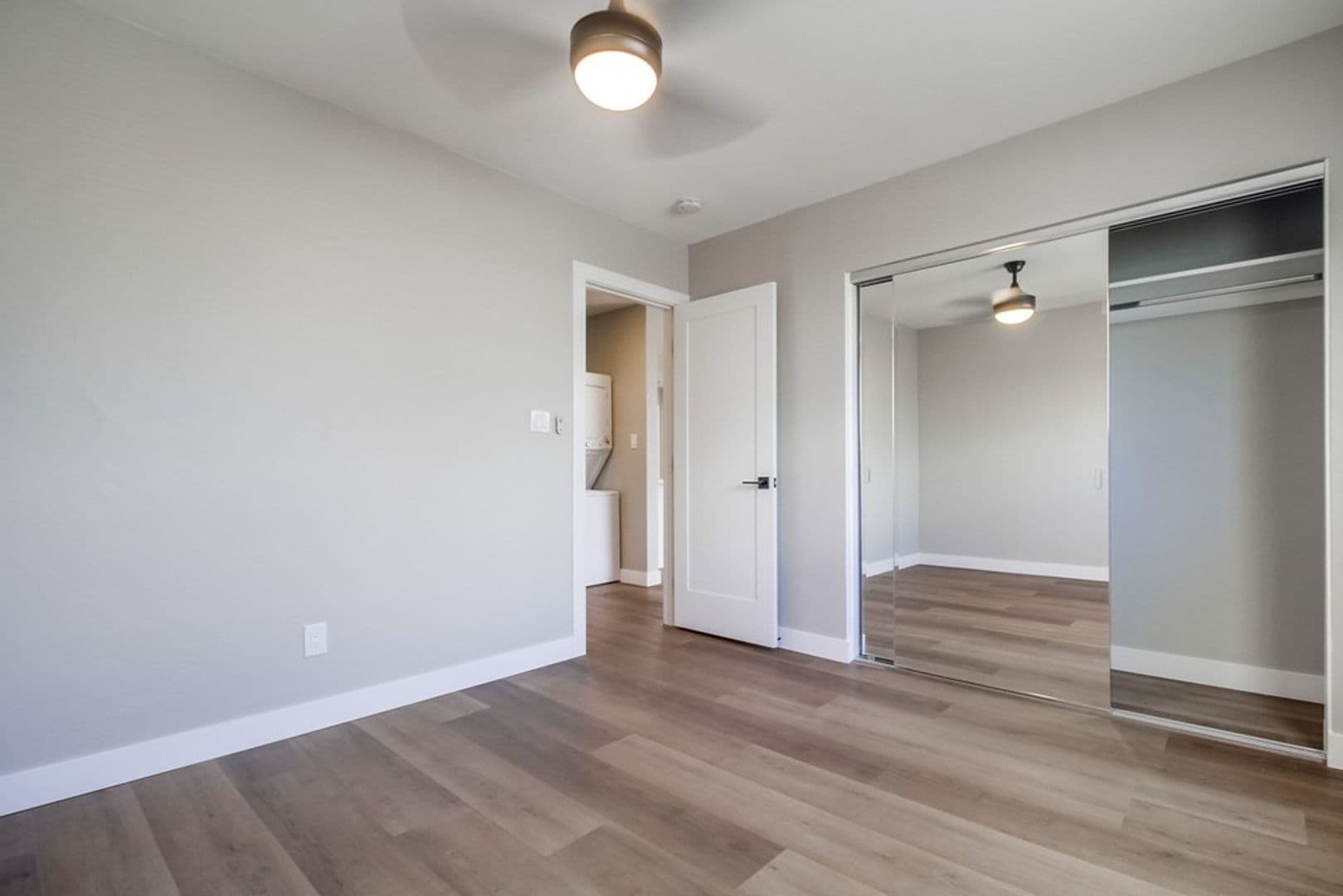 La Mesa Apartment: 4969 Mills Street
