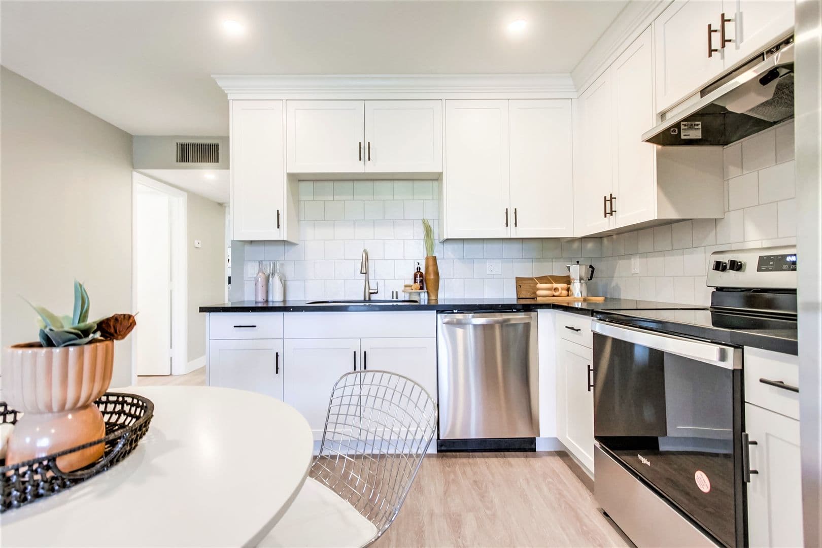 Escondido Apartment: 1580 South Juniper Street