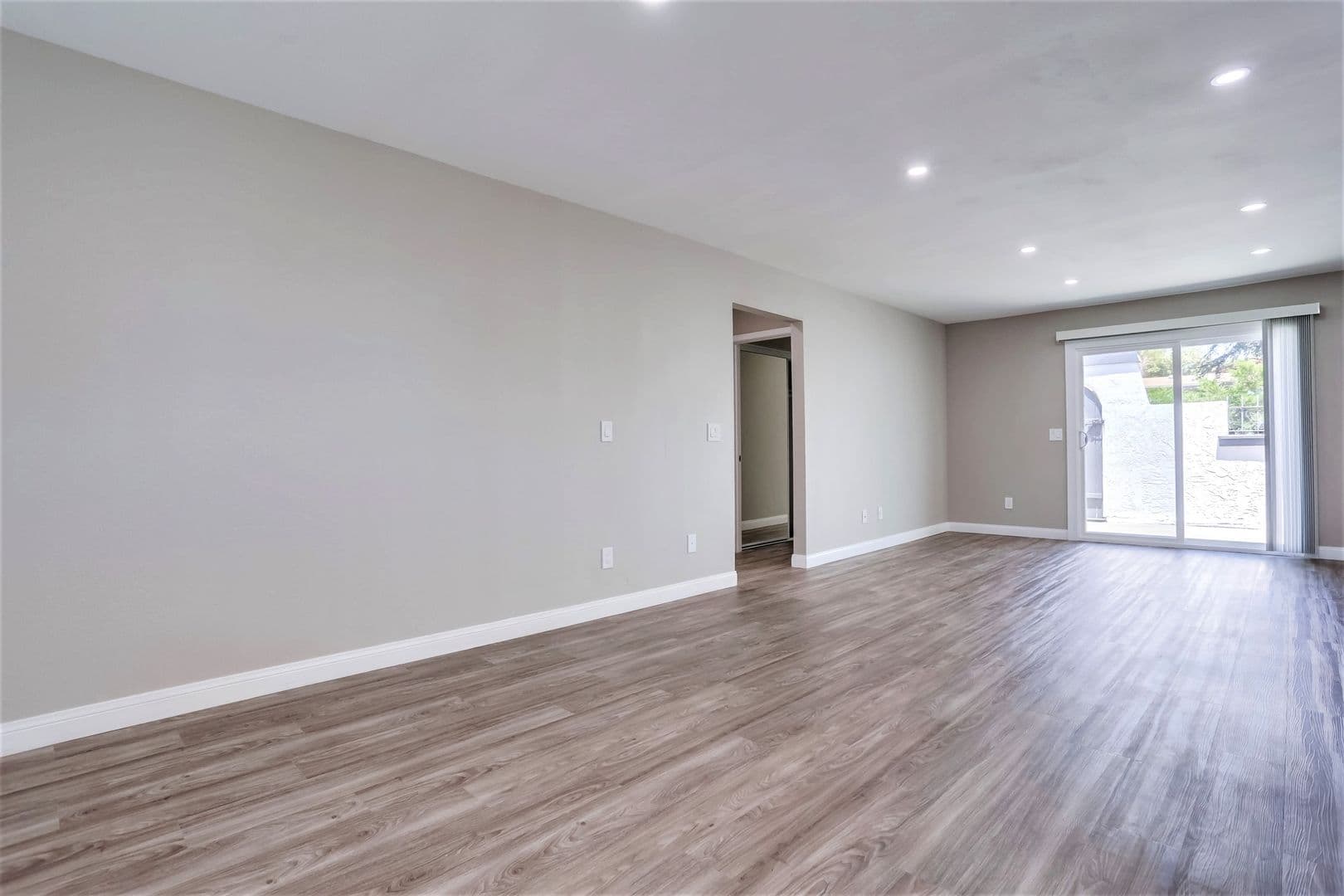 Escondido Apartment: 1701 S. Juniper St.