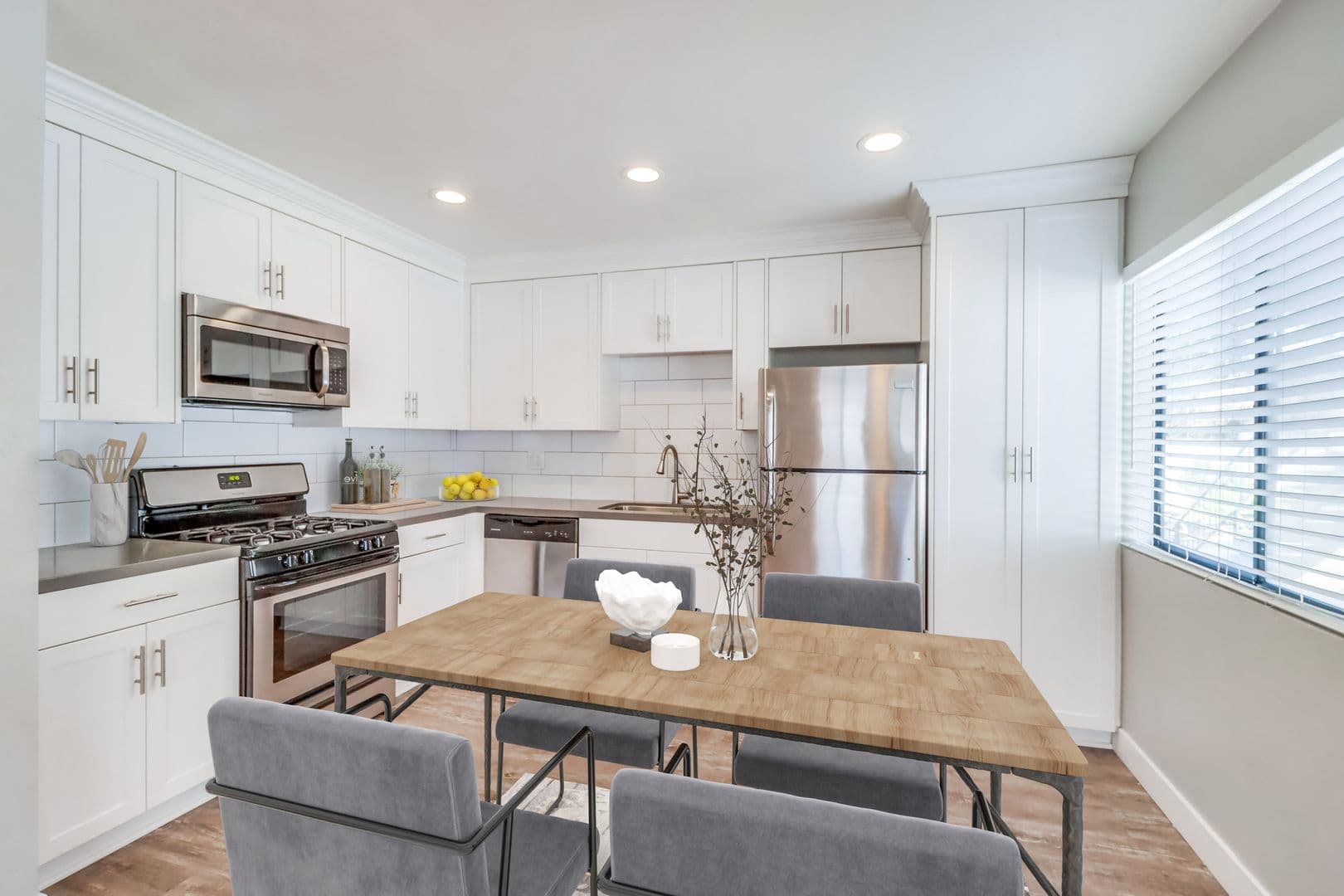 San Diego Apartment: 1102-1114 30th St