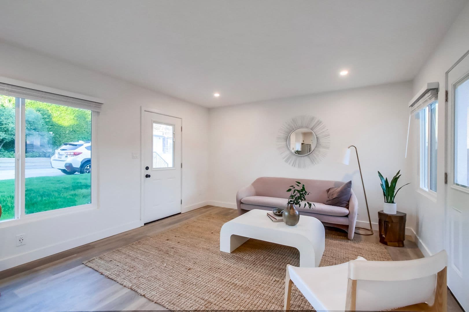 La Jolla Apartment: 6224-6240 Dowling Drive