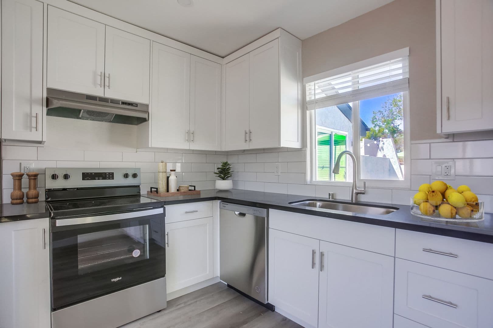 Escondido Apartment: 1701 S. Juniper St.