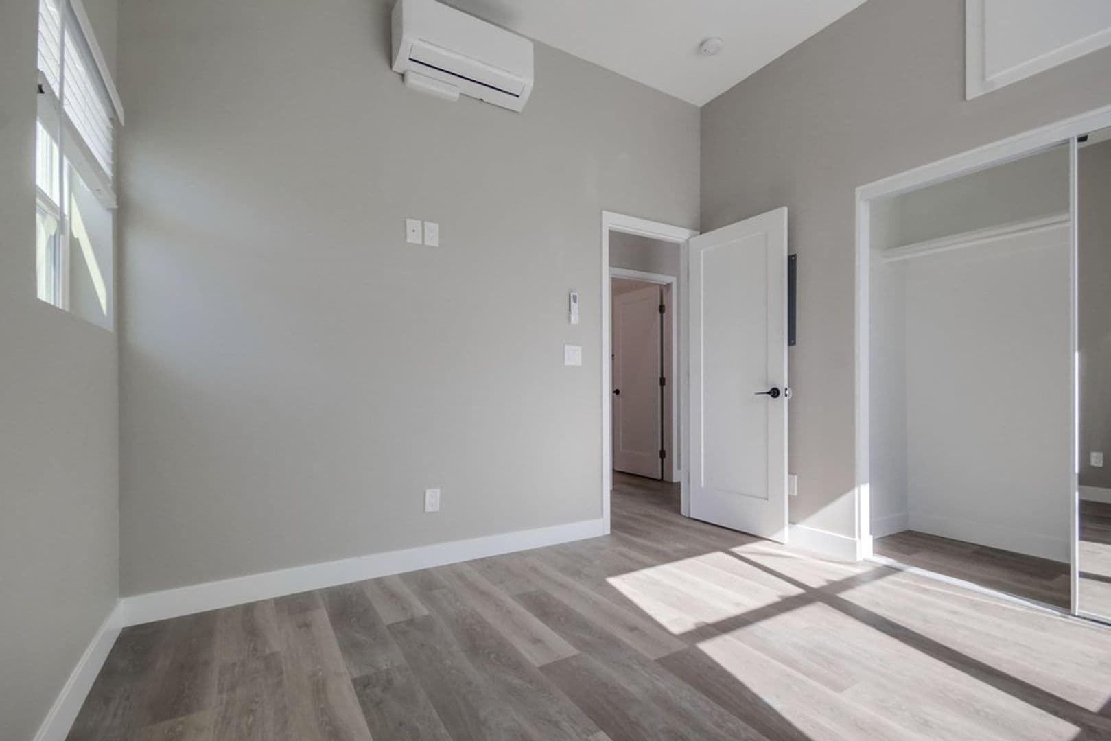 La Mesa Apartment: 4747-4757 Jessie Ave